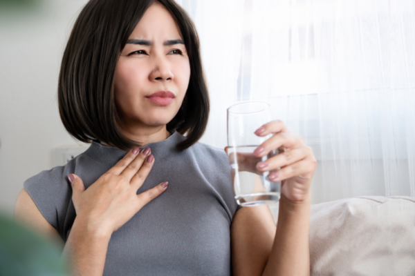Laryngopharyngeal Reflux (LPR): How Nutrition Can Help You Manage Silent Reflux Featured Image